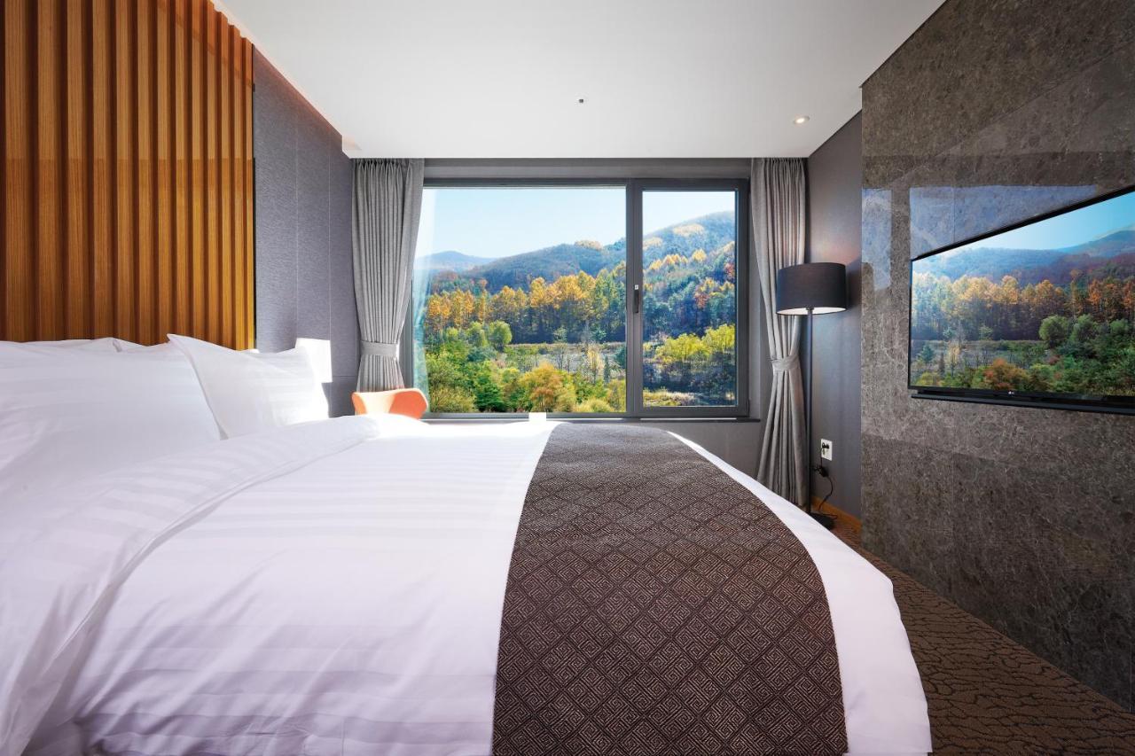 Jeongseon Intoraon Hotel Екстериор снимка