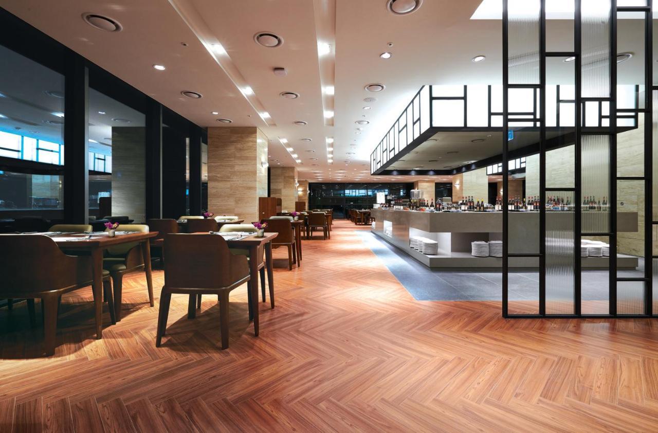 Jeongseon Intoraon Hotel Екстериор снимка