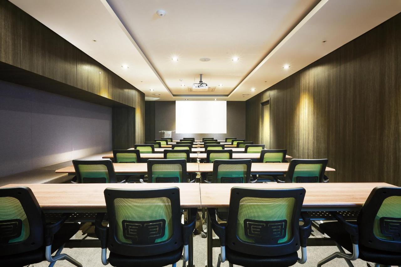 Jeongseon Intoraon Hotel Екстериор снимка