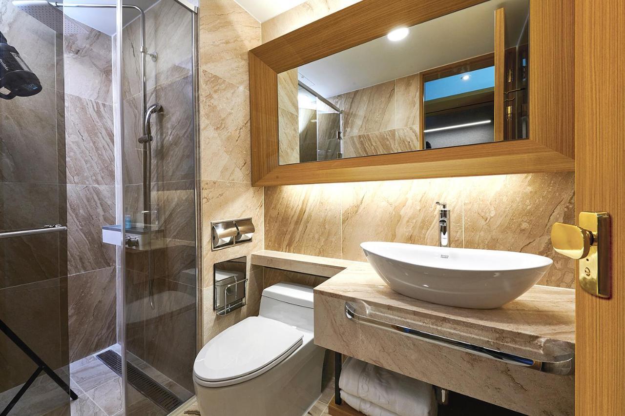 Jeongseon Intoraon Hotel Екстериор снимка